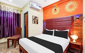 Hotel O Sk Palace
